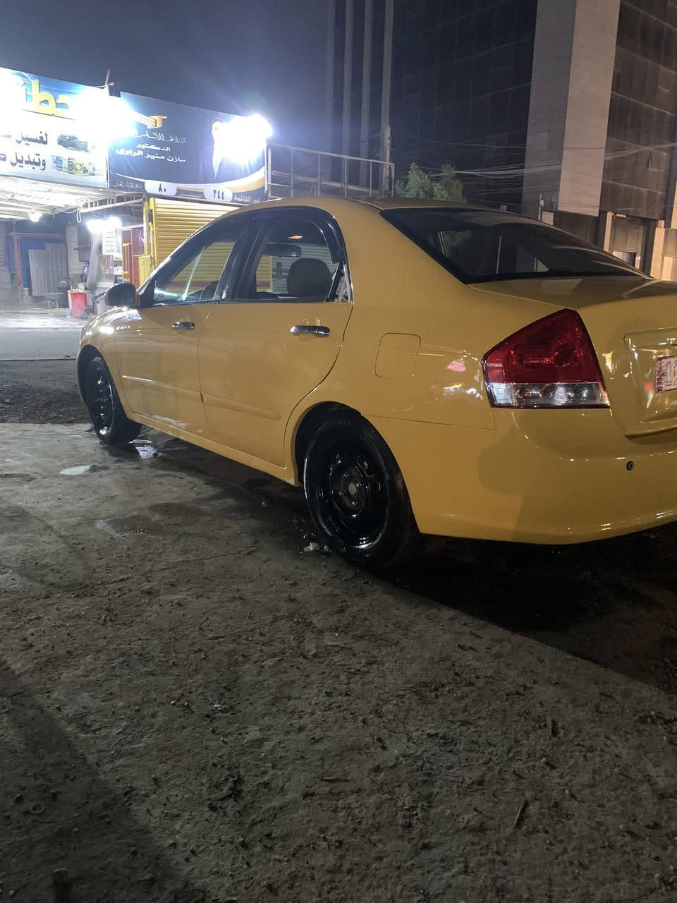 السلام عليكم كيا سيراتو خليجي بدون حادث جاهزه من كلشي مكاني بغداد*********** السعر 78
