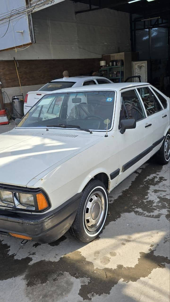 برازيلي موديل 85 بسمي رقم بغداد السياره بلاديه بدون صبغ المكينه بيها تبخير قليل مكان السياره بغداد السعر 42 بيها مجال رقم الهاتف ***********
