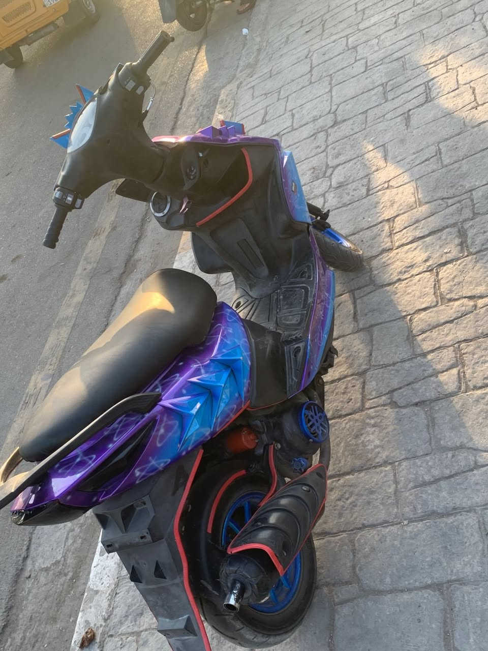 سلام عليكم شباب دراجه ماكس مضلع حديث دراجه مكينه بلادي وما مفتوحه وكفرات حلوه ومرتبه
كلا شغاله كهربائيات كلا شغاله سلف هدر بي وقت دراجه نقص فقط باتري سعره 480 الف بيه مجال بصيط مكاني بغداد مدينه اصدر او حي اور رقمي. ***********
