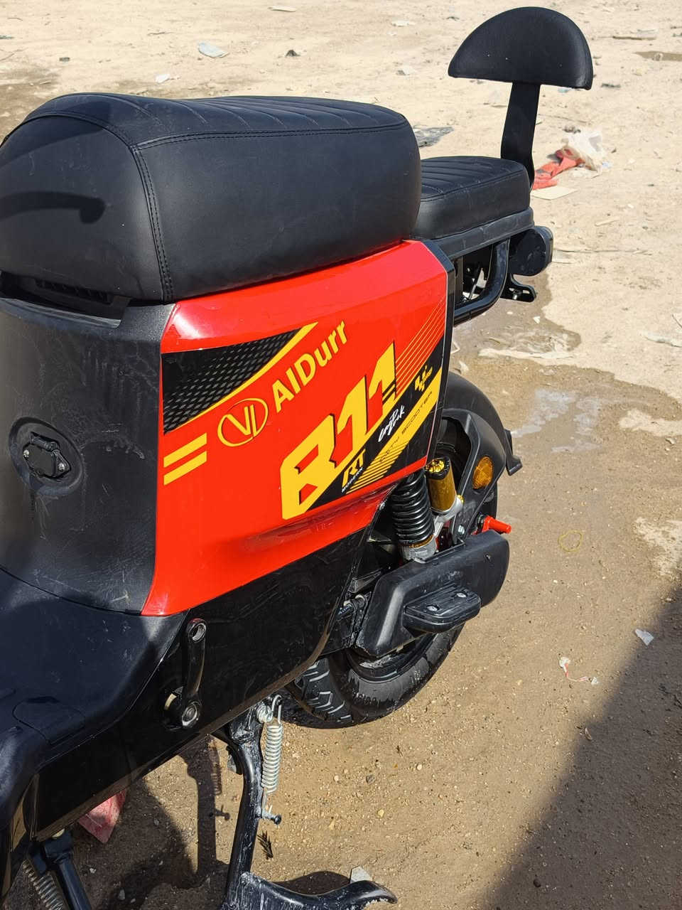 ار 11 لبيع دراجه اخت الجديده صارله شهر ونص من اشتريته جديده موديل 2026 32 امبير ونلي مع وصل باسمي سعر الدراجه 625 متواجد واتساب *********** مو شراي لاتراسل
