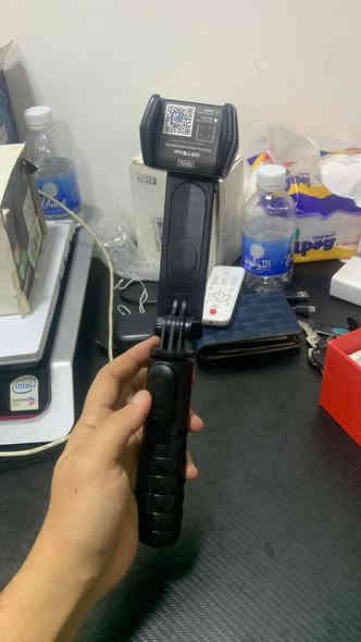 ستاند مال تلفون ماعنع اهتزاز ويا اضائة السعر 5 الف 

***********
