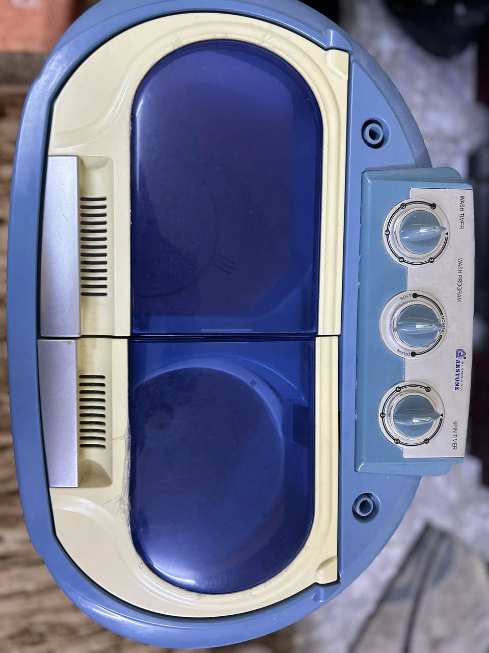 غسالة ملابس كبار واطفال حجم صغير غسل وتنشيف
سعر 50


**إذا كنت صاحب هذا الإعلان وتريد حذفه لأي سبب، رجاءا أرسل رسالة إلى الدعم الفني**