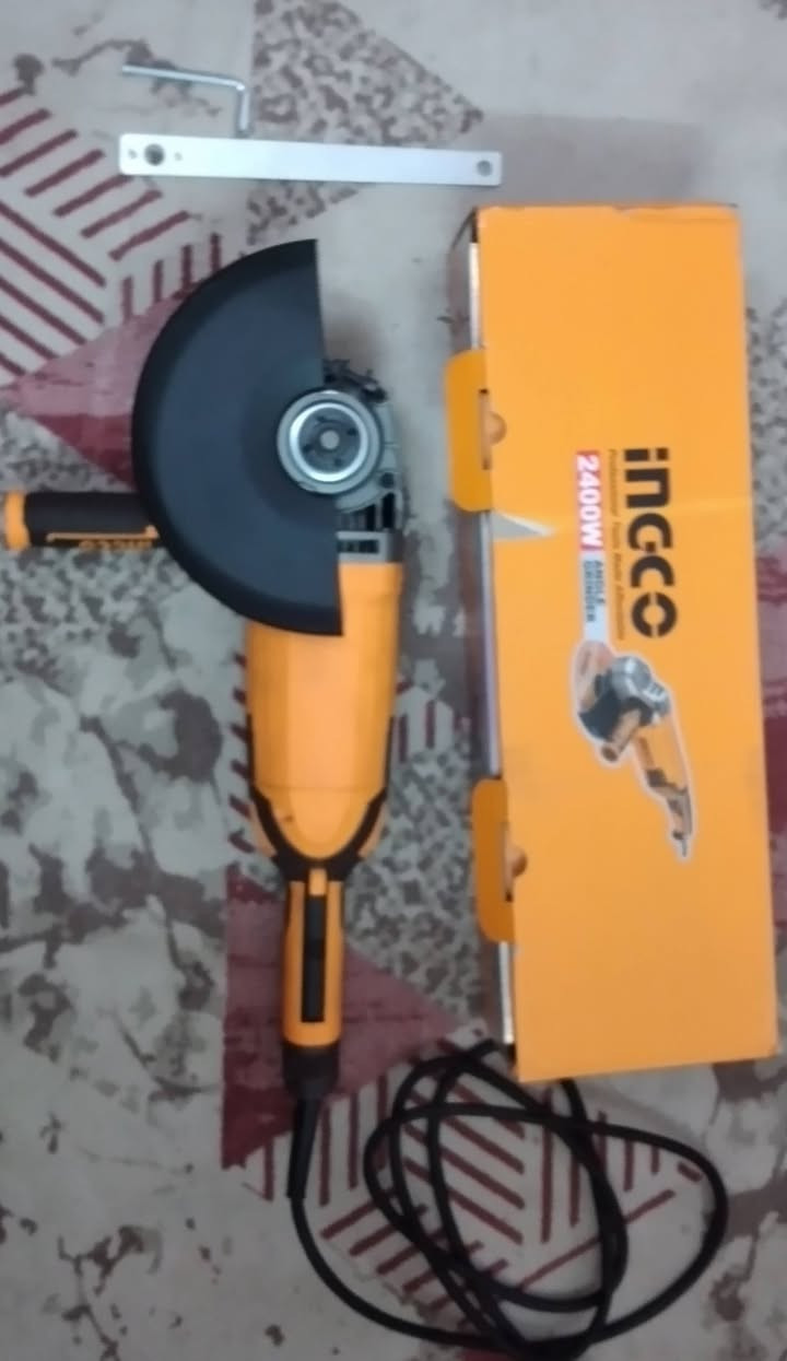 الغراض جديدة مستخدمها مرة وحدة سعرها ٣٠٠ قفل الف ديار ما اطيح كلفتني ٤٥٥ الف


**إذا كنت صاحب هذا الإعلان وتريد حذفه لأي سبب، رجاءا أرسل رسالة إلى الدعم الفني**