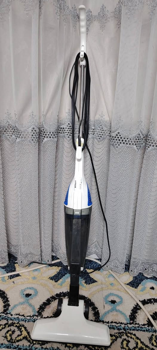 سلام عليكم مكنسة كهربائيّ جديدة اقيم وخذ
***********
