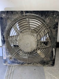 للبيع على الفحص السعر 70 الف للستفسار 07706583632