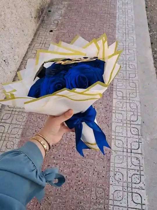 مع اقتراب نتائج الباكالوريا🧑‍🎓 وفرنالكم لي بوكي ورد💐 ساتان بسعر هايل 100 الف برك 🤩  المكان تلعصة والتوصيل 🚚متوفر مرحبا بكم جميعا 
لون الور والتزين حسب طلبكم


**إذا كنت صاحب هذا الإعلان وتريد حذفه لأي سبب، رجاءا أرسل رسالة إلى الدعم الفني**