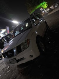 مراوس ب c200 نيسان  باثفندر  امريكي SE  سيارة تخبل   كير محرك جديد يشك...