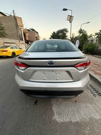 للبيع فقط  كورلا. ٢٠٢٤  هايبرد وبانزين  وارد امريكي دخول جديد  مرقم جا...
