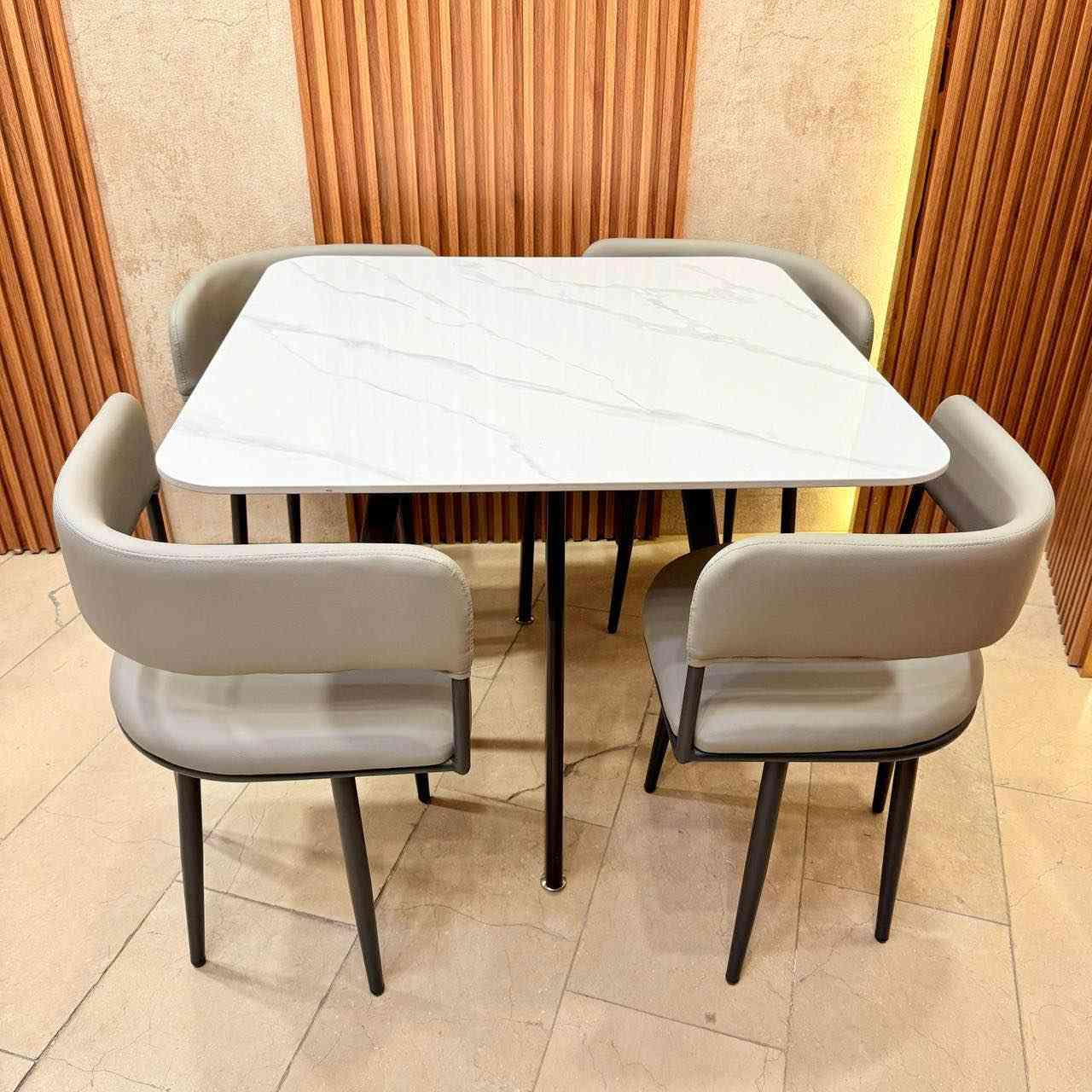 ⬇️ عرض تخفيض السعر 🥇
ميز طعام تركي اصلي المنشا 
سطح الميز رخام مزجج
كراسي هيكل حديد الوجه جلد
قياس الميز : 90 * 150
قياس الميز : 90* 90
(للحجز والاستفسار خاص)
وتوجد خدمة خدمة بغداد, العراق


**إذا كنت صاحب هذا الإعلان وتريد حذفه لأي سبب، رجاءا أرسل رسالة إلى الدعم الفني**