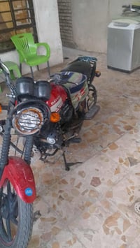 موديل 2022 • اوراق اصلية • تحتاج شغلات بسيطة