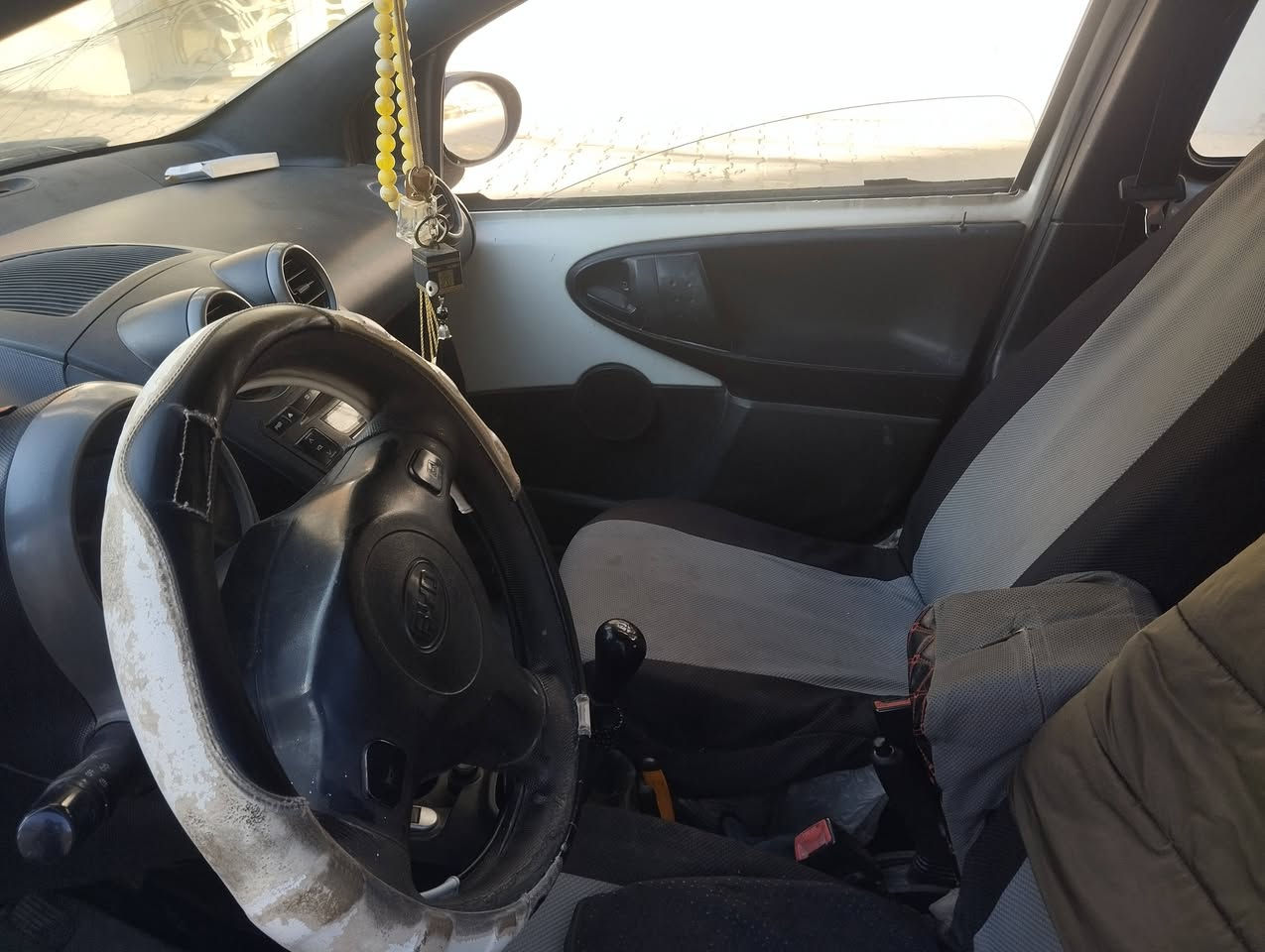 بي واي دي موديل 2013 رقم بغداد بصمة كير عادي سعرها 30ورقة وبيها مجال مكانها نجف ***********
