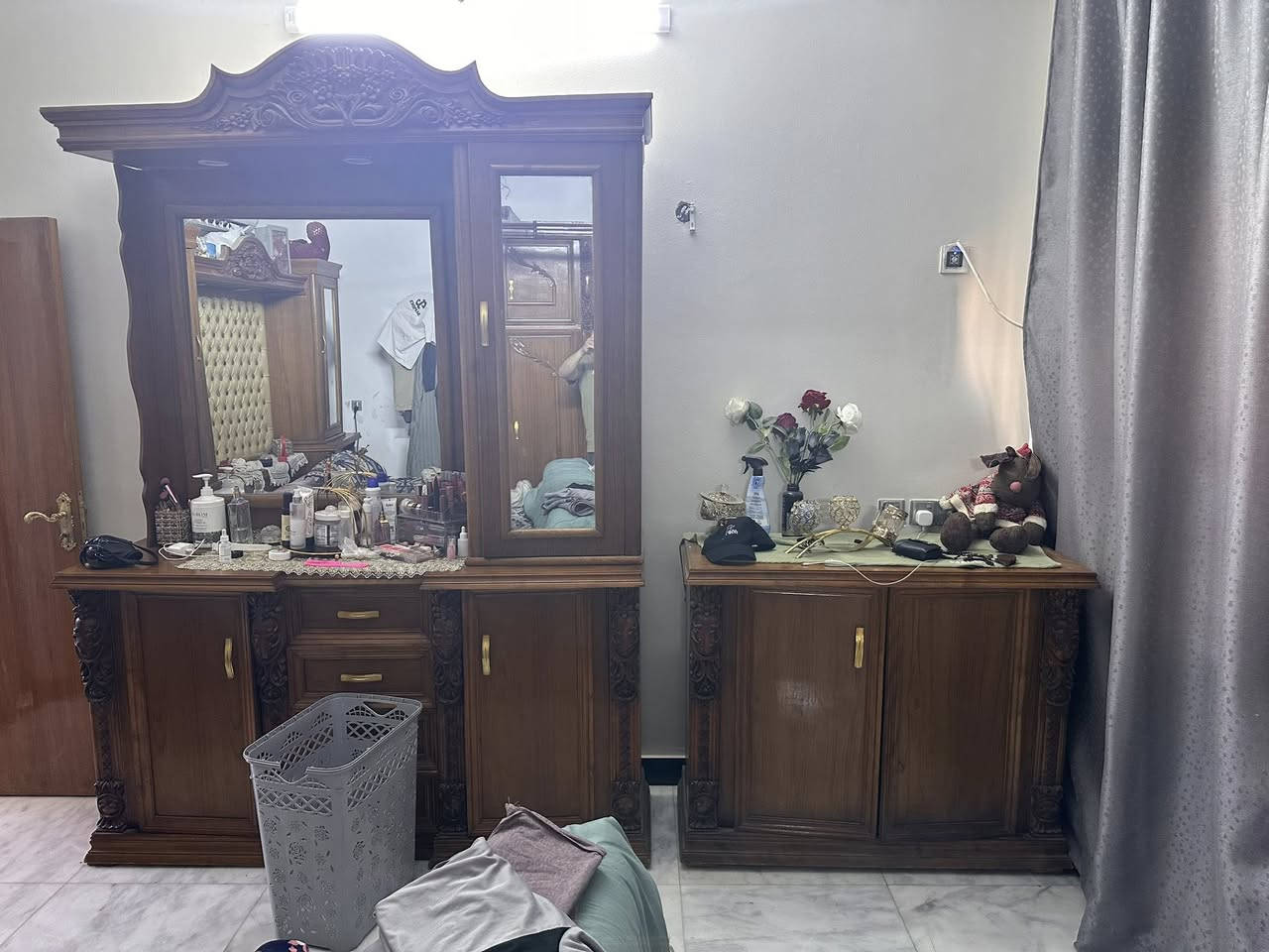 غرفه اخشاب عراقيه صاج تزكام تفصال فصلته قبل ثلاثه اشهر جديده الاتصال ***********
