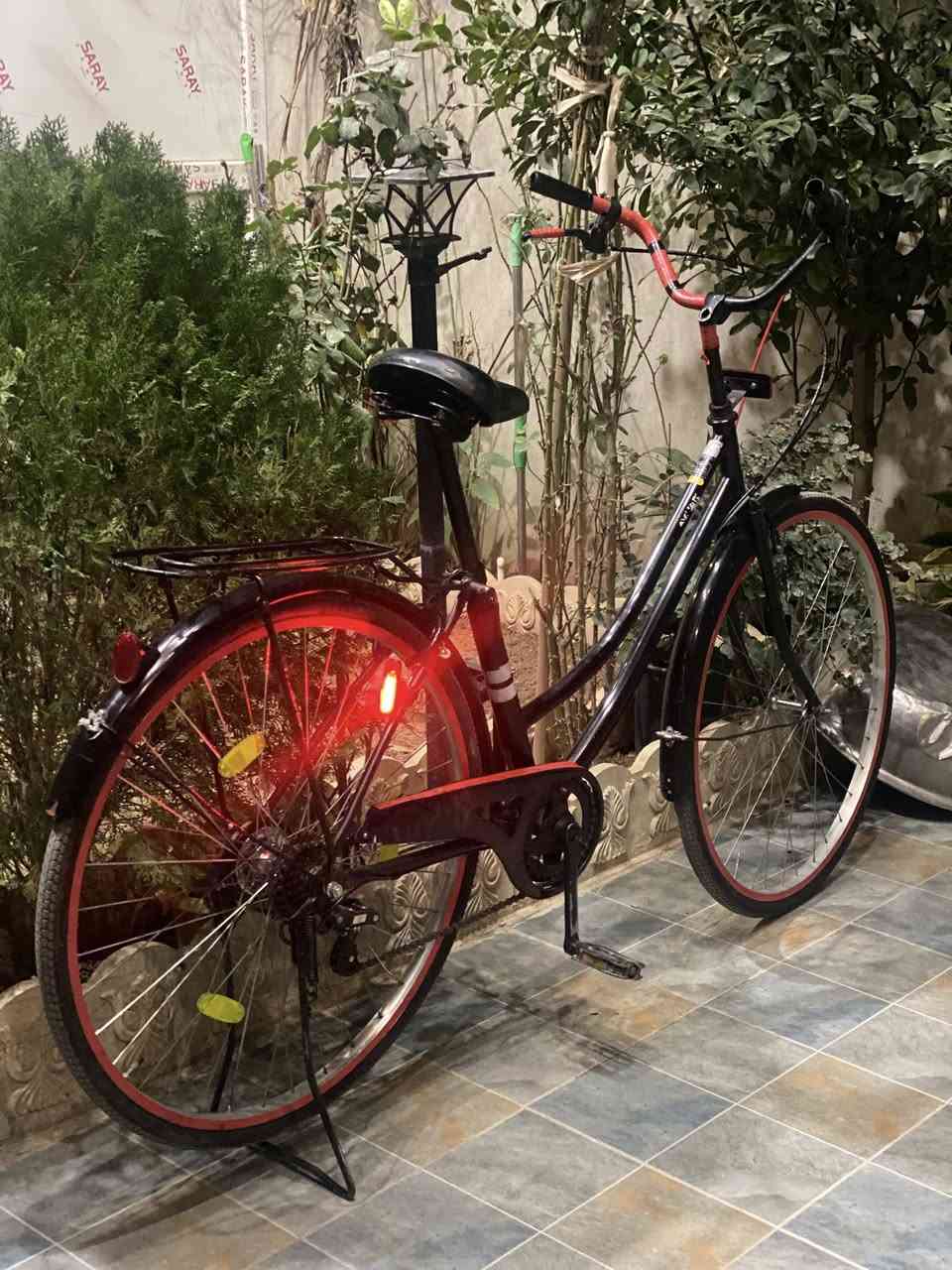 بايسكل للبيع اي عيب مابي مديل 21 كير شغال غراضه كامله بايسكل برغي ماناقص اخذ وطلع السعر 75 بي مجال بسيط عنواني حي معلمين قرب جامع الفتح


**إذا كنت صاحب هذا الإعلان وتريد حذفه لأي سبب، رجاءا أرسل رسالة إلى الدعم الفني**