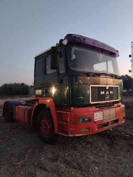 السلام عليكم مان صقر ١٩٩٦ مكينه قبق ناصي سنويه منتهي بل ٢٤ كير جبير ١٥٥ سعر ٧٠ مكاني واسط النعمانيه  ***********و***********
