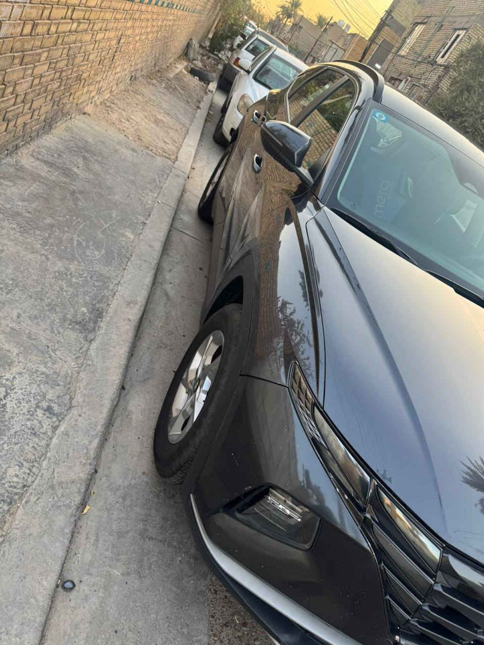 السلام عليكم عندي توسان للبيع موديل 21 اللبيع
‎صور الحادث ع واتساب 
‎وبالعراق مضروبه الباب الخلف السائق 
‎ماشية77 كيلو متر 
‎سعة المحرك : 2.5 : 

‎-بصمه تشغيل
‎-بصمه ابواب
‎-تشغيل عن بعد 🔁 
‎-رادار امامي قياده اليه
‎-تبريد قطعتين
‎- كشنات كهرباء 
‎-رادارات خلفية  
‎-شاشه كبيره
‎-رادار جانبي في المرايا
‎- نظام مساعدة عدم الانحراف عن الطريق 
‎-نظام carplay 
‎- شاشة وسطية كبيره 
‎- نظام النقطة العمياء ( حساس مرايا جانبيه)
‎- هاند بريك بصمة 
‎-اوتو هولد
‎-فتح صندوق تلقائي عند التقرب
‎-نظام توقف تلقائي عند الرجوع
‎ - كاميرا   بدقة عالية 
‎ - نوع مقعد السائق : كهربائي  - تدفئة
177 وبيها مجال***********
