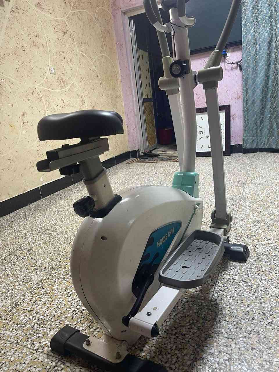 سلام عليكم
جهاز مشي الايطالي نوعيه زيته 
مكاني بلديات ***********
