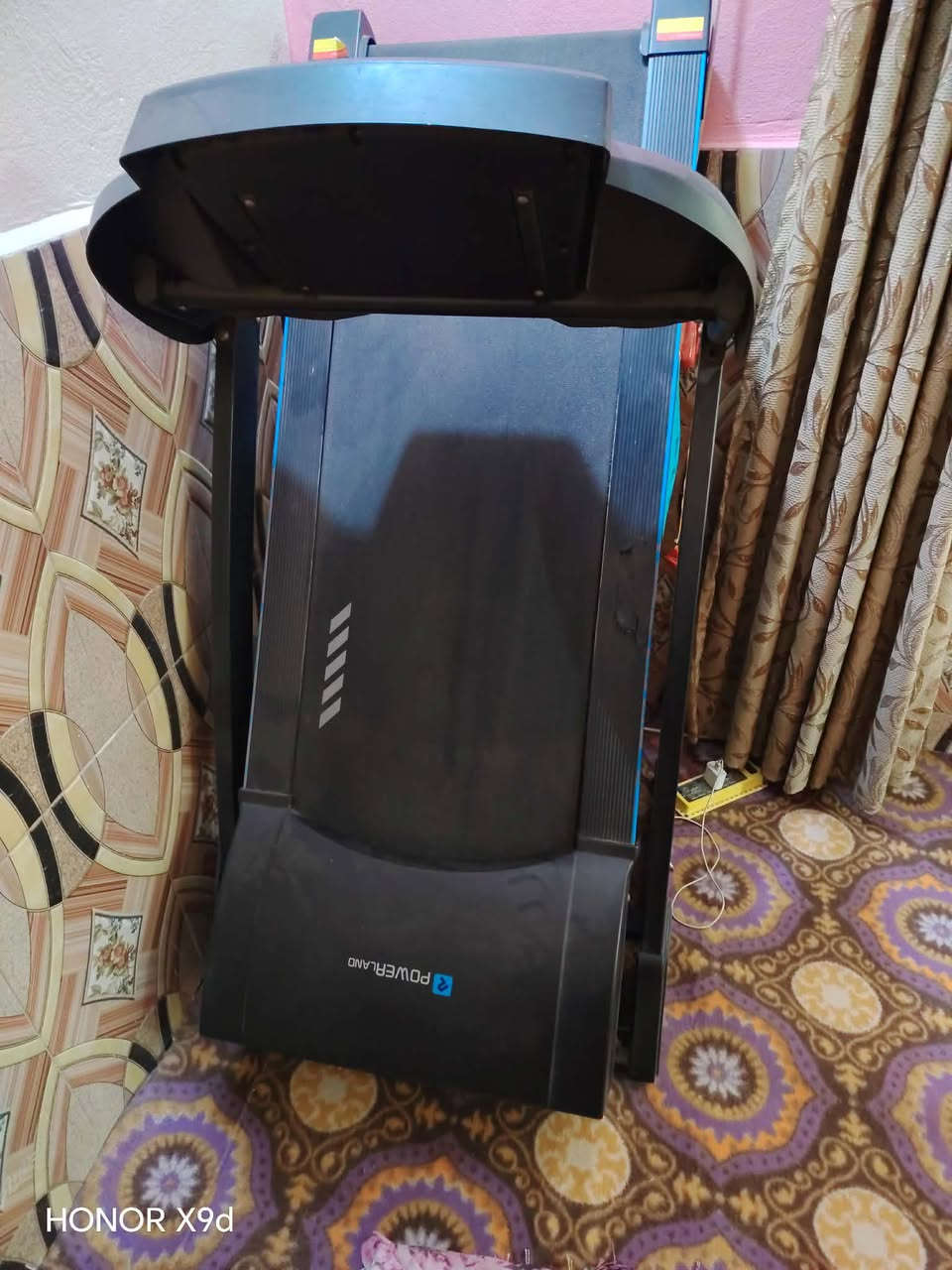 جهازي جري يتحمل وزن ٢٠٠ كيلو 
شغال السعر١٧٥ بيع مستعجل


**إذا كنت صاحب هذا الإعلان وتريد حذفه لأي سبب، رجاءا أرسل رسالة إلى الدعم الفني**