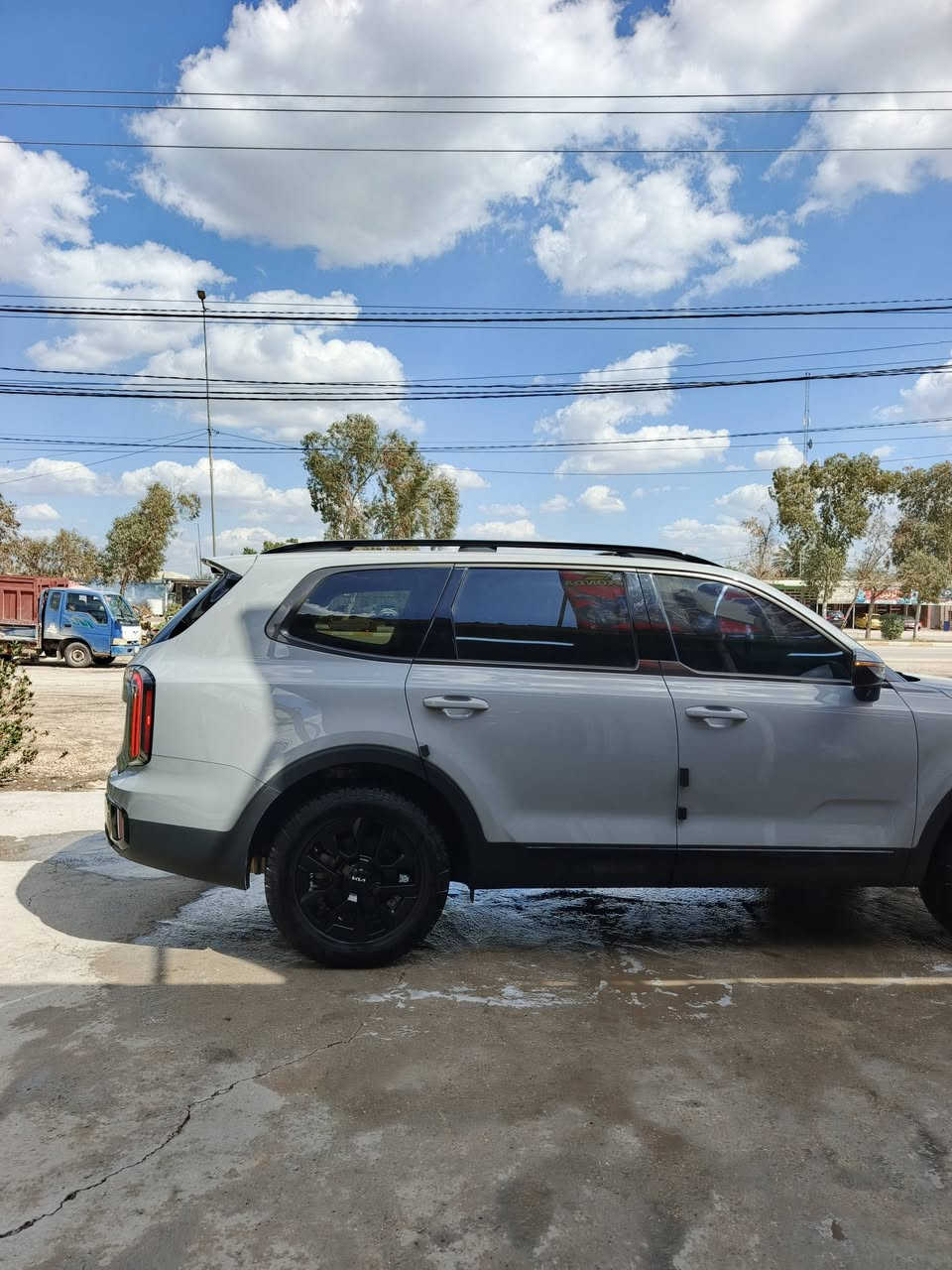 تحيه طيبه 🌹
كيا تولورايد 2024 Sx برستيج XPro أعلى فئة 
بدون رقم منفيس باسمي تترقم جميع المحافظات عدا الإقليم
لون سمنتي مميز
      ...فول مواصفات ...
بانوراما 
5كامرات محيطه
ستيرن هزاز عند الخروج من المسار 
قياده ذاتيه
سقف كنتار 
شفتات ستريت
رادارات محيطه
بردات خلفيه 
تدفئه وتبريد بلكشنات الامامي والخلفي
تحديد مسار
جنطه كهرباء 
7راكب
كشن مساج
مرايه وسطيه تجي كامره
سايد بريك بصمه اوتو تلقائي 
تشغيل عن بعد 
إشارة ترحيب
اناره محيطه داخليه متغيره 
6 انظمه قياده 
تدفئه بلستيرن
متحسس فتح الجنطه تلقائي عند الاقتراب 
اعلى فئه بتلورايد 
حادث فقط جاملغ مامي مبدل 
شرط شاصي راديترات مكفولات 
ماشيه 19الف
السعر 290 ورقه
سياره مال جناي 
العنوان 
بابل/المسيب 
***********
