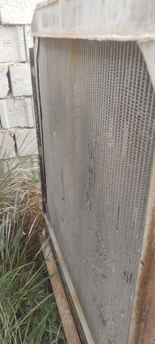 للبيع شاصي مع راديتر مكان ديالى بلدروز للاستفسار الاتصال بالرقم*********** واتساب***********  مكلف بالنشر
