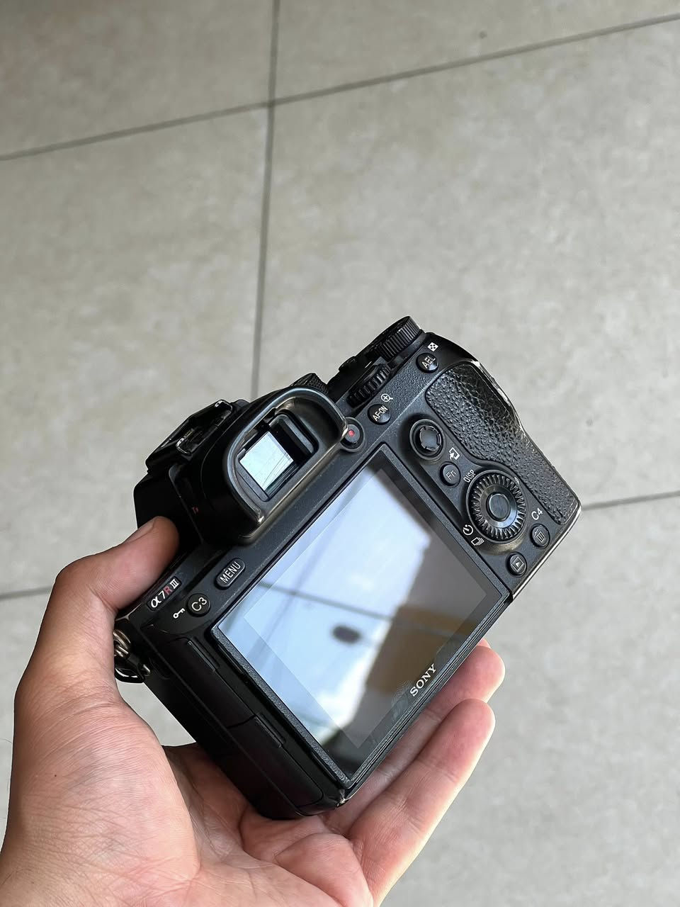 Sony a7R lll
سعر:مليون و ٢٥٠ الف 
شتر : ٩٣ K
توصيل موجود


**إذا كنت صاحب هذا الإعلان وتريد حذفه لأي سبب، رجاءا أرسل رسالة إلى الدعم الفني**