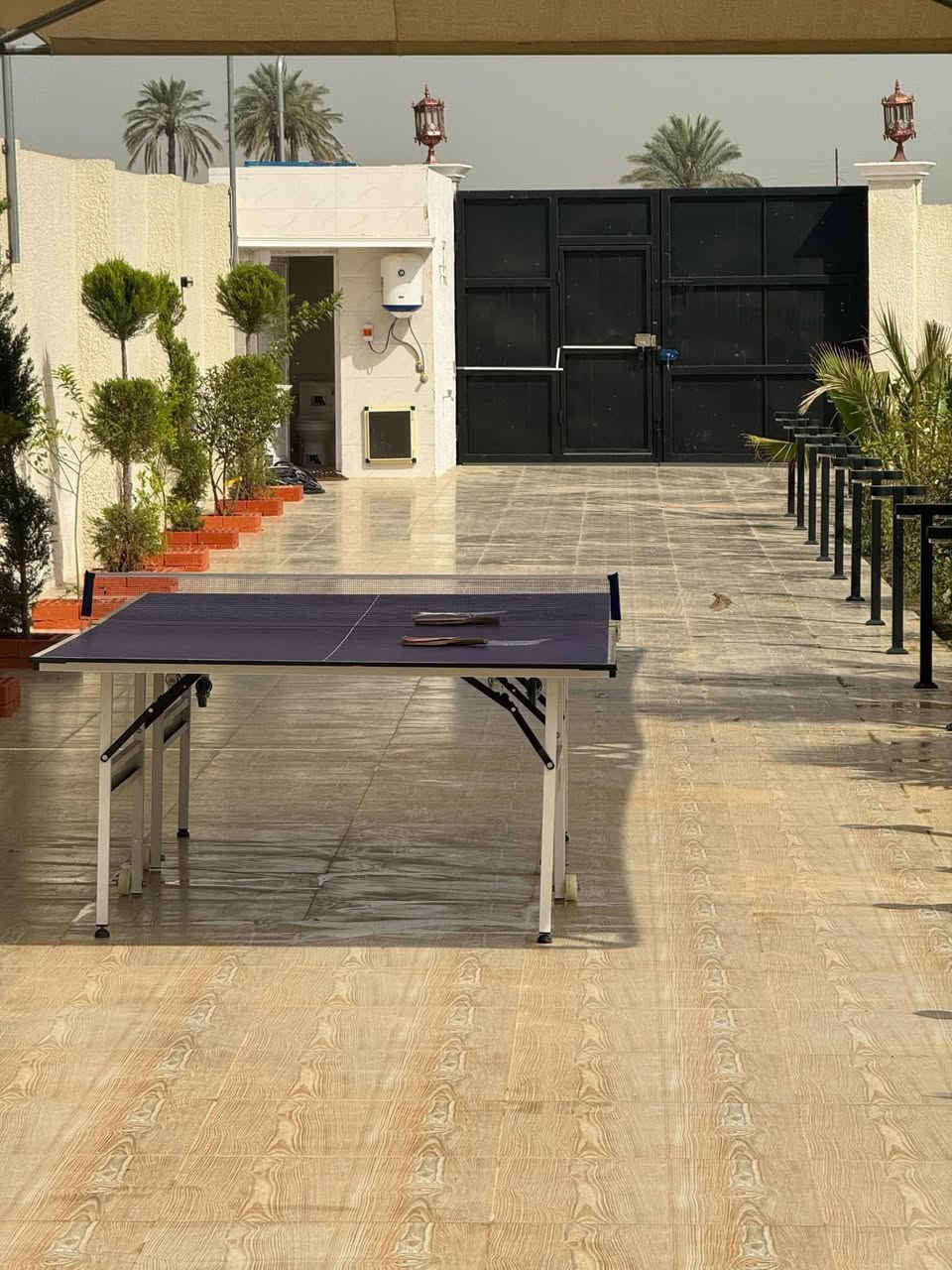 ✨ أجواء رمضانية مميزة في مزرعتنا ✨🌙
هل تبحث عن مكان جميل وهادئ لقضاء أجمل الأوقات في شهر رمضان المبارك والعيد؟
نوفر لكم مزرعة للإيجار اليومي بأجواء رائعة ومناسبة لـ:

🌙 إفطارات رمضانية عائلية
🎉 حفلات العيد
💍 حفلات خطوبة وعقد قران
👨‍👩‍👧‍👦 تجمعات عائلية وأصدقاء

مميزات المزرعة:
🌳 حديقة واسعة وجلسات مريحة
🎠 ألعاب أطفال
🍖 مكان مخصص للشواء
💡 إنارة ليلية وأجواء جميلة للتصوير
🚗 موقف سيارات واسع

📍 المكان مناسب للعائلات والاحتفالات الخاصة
📅 الحجز متوفر طوال رمضان وأيام العيد

للحجز والاستفسار راسلنا على الخاص أو اتصل على الرقم ***********
أهلاً وسهلاً بكم ونضمن لكم أوقاتاً جميلة
