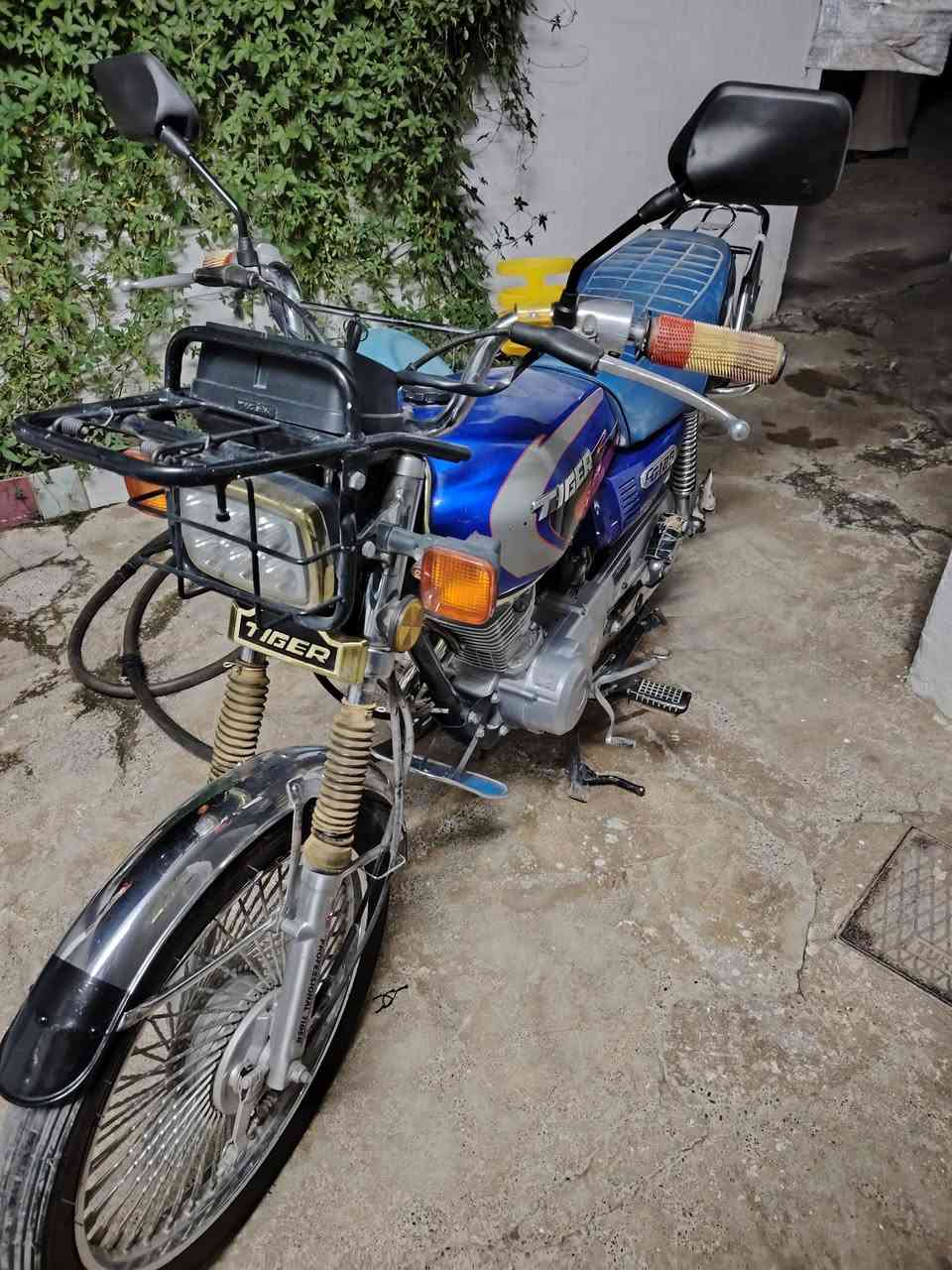 ماطور للبيع ع وضع البلادي كله شغال منفيس موجود موديل 2020..السعر 550وبيها مجال مكان موصل _بعشيقه_دراويش
***********
