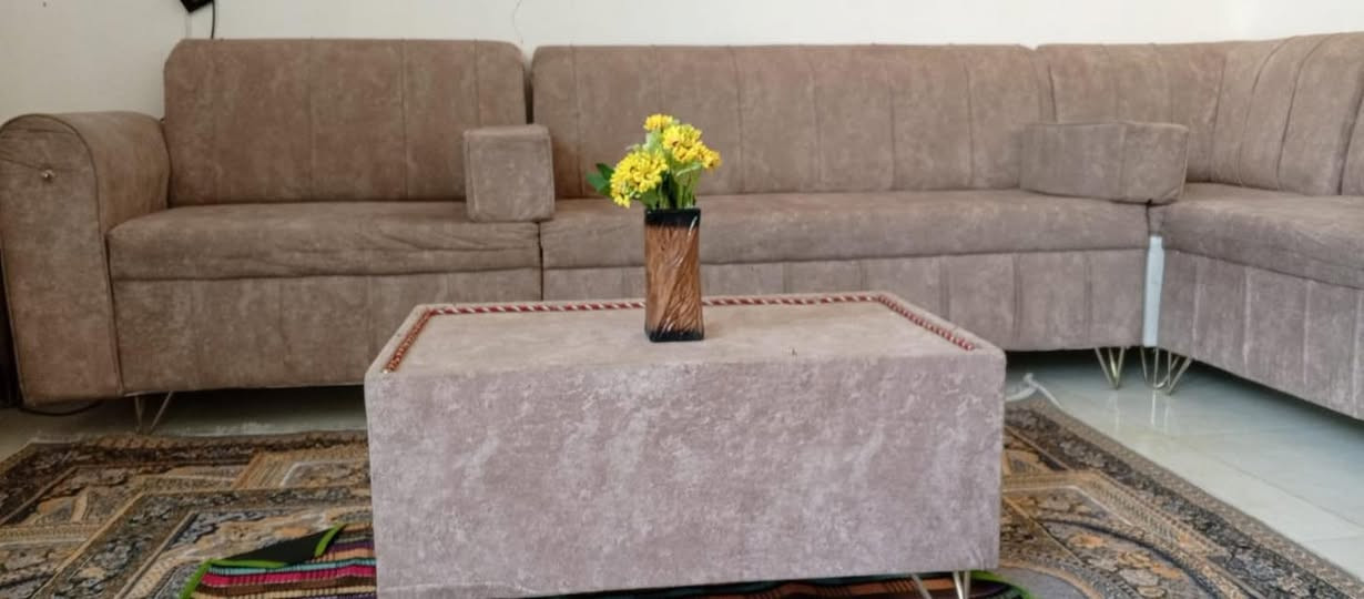 للبيع تخم استعمال 4اشهر ***********
