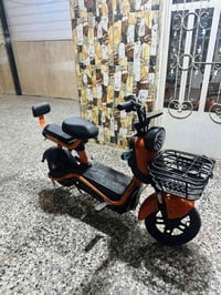 دراجه شحن جديده بعدها  قبل اسبوعين ماخذها وممستخدمه شي كلش قليل سعرها ...