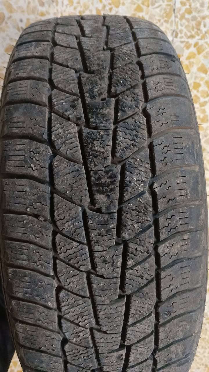 زوج تايرات انضاف حجم 15
مع ويل واحد اصلي بلادي مشدود عليه 
يرهم بي ام ويرهم مرسيدس 
سعر 40 بي مجال


**إذا كنت صاحب هذا الإعلان وتريد حذفه لأي سبب، رجاءا أرسل رسالة إلى الدعم الفني**