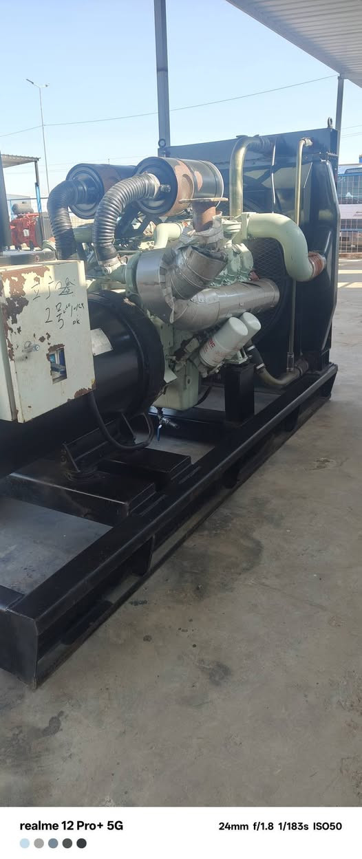 السلام عليكم 
مولدة دايو DH 
8 اسلندر كوري اصلي
دبل سوبر 
450 كيفي
اوربي غير مستعمل في العراق 
شرط الحمل والظمان 
الاستفسار الاتصال
***********
***********
