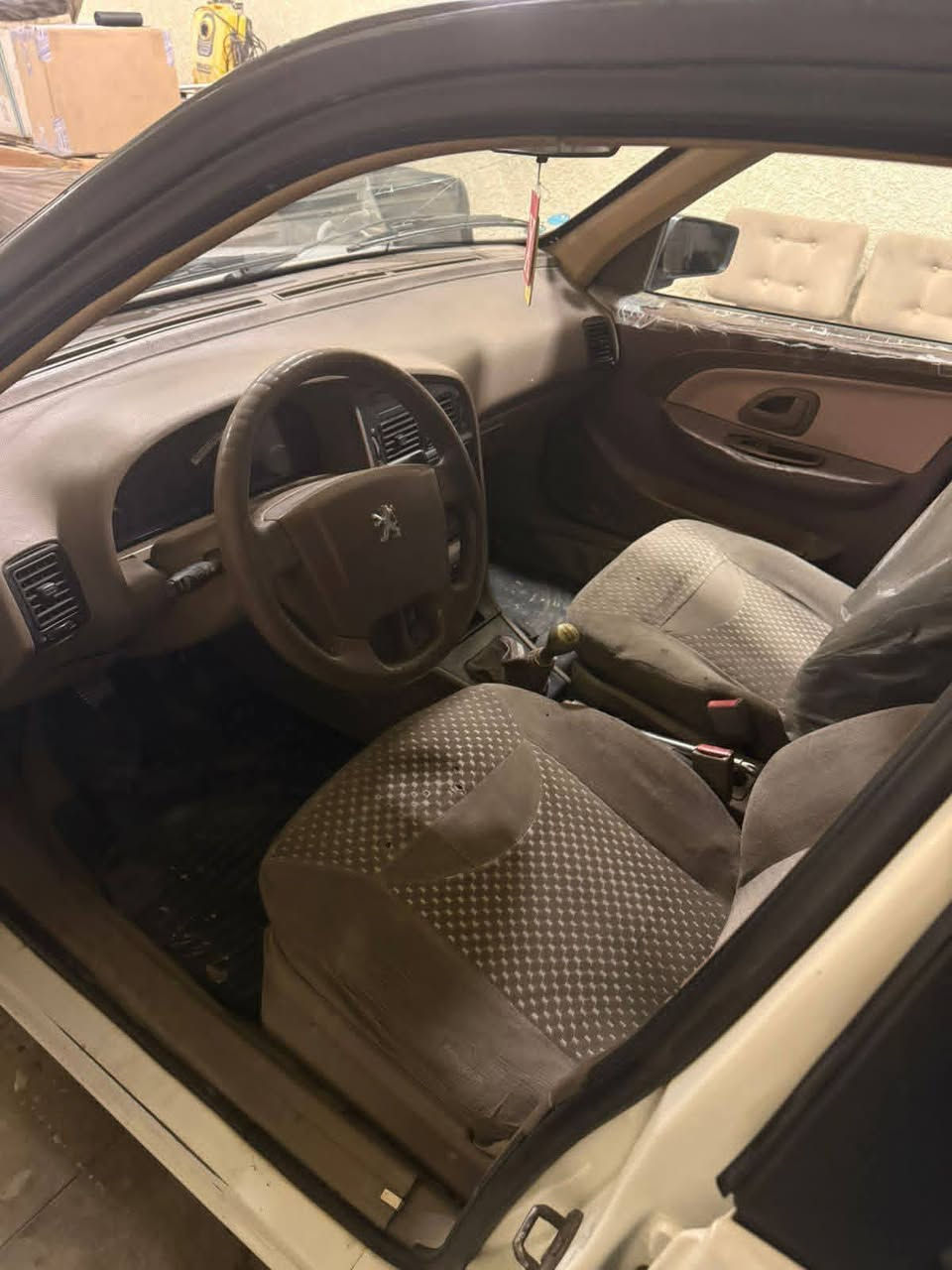 بيجوالميس 2013سياره بسمي تحويل ثانيوم سعر 40وبيه مجل بصيط بغداد البياع شرطه الخامسه تصل على رقم ***********
