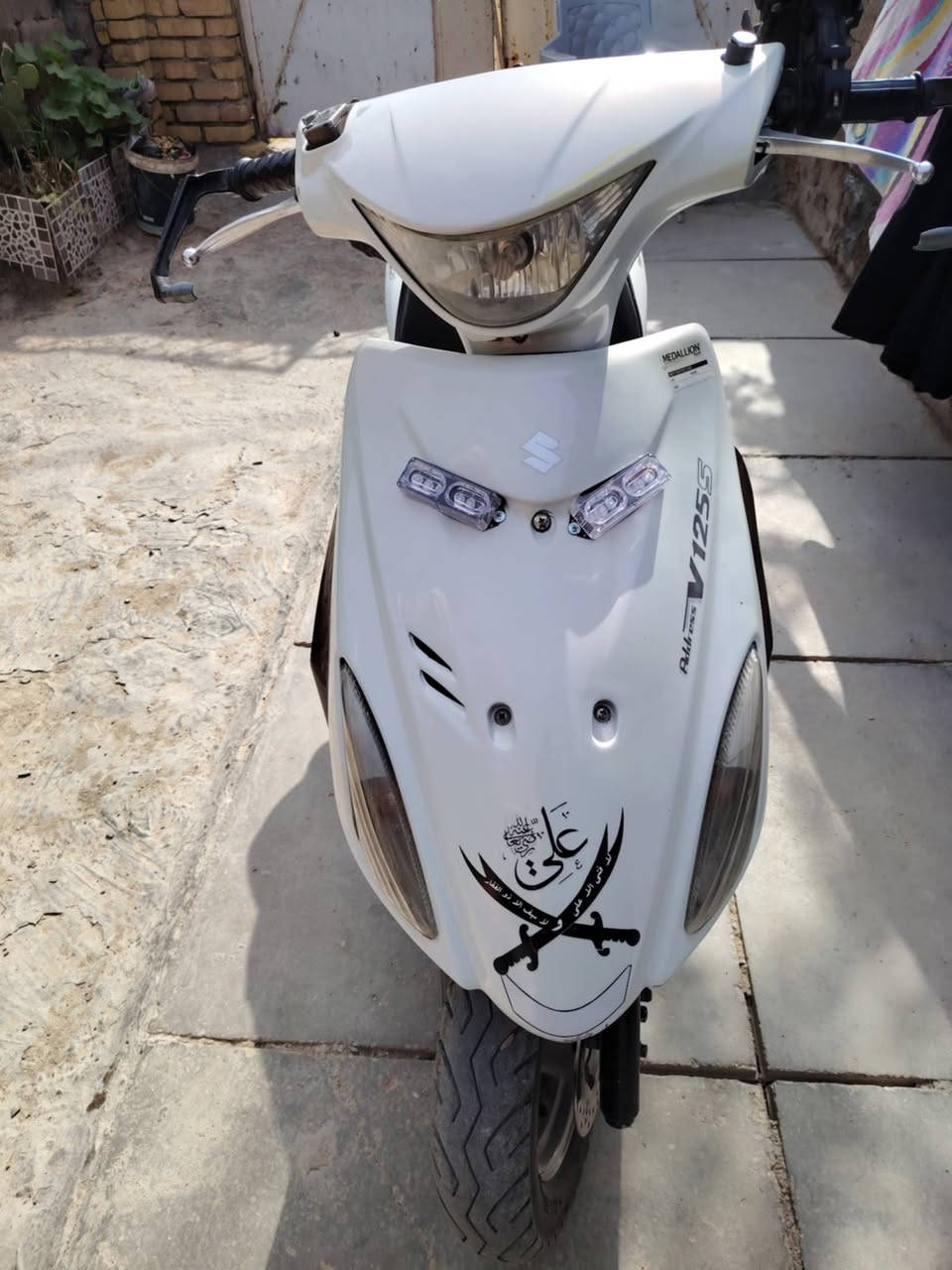 دراجه ادرس ياباني مفتوحه مره وحده رايمر تخم تايرات سلف هندر كهربايات شغاله كيجات بانزين سرعه الدراجة كل حلوه ونظيفه السعر 550


**إذا كنت صاحب هذا الإعلان وتريد حذفه لأي سبب، رجاءا أرسل رسالة إلى الدعم الفني**