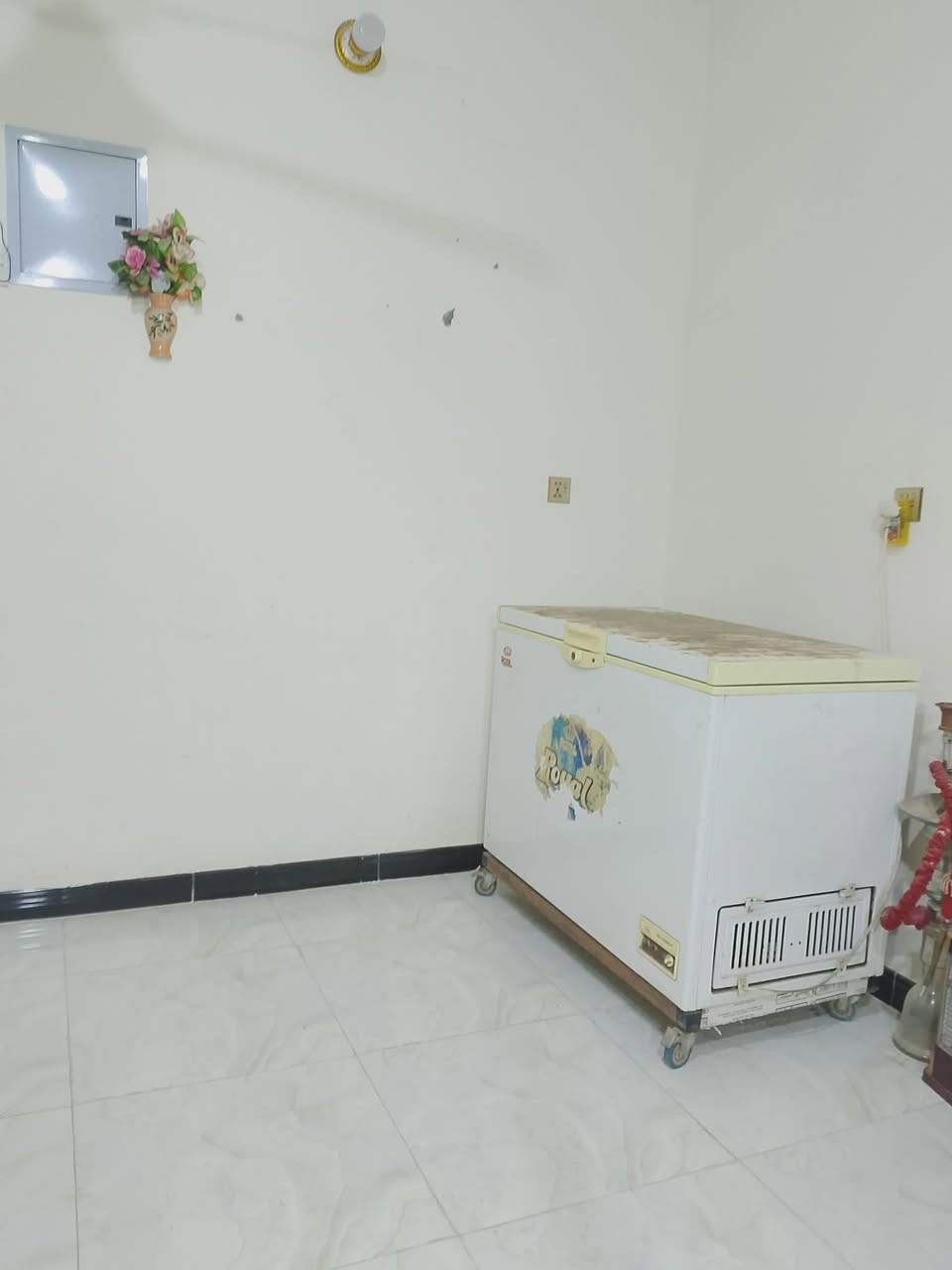 البيت للبيع طابو صرف 100 متر مربع 10في 10 طابقين حي الجامعه شارع 20 قرب مدرسة السجى بناء 2023 مطلوب اسكان بناء 4 غرف نوم استقبال مطبخ صاله عدد 2 صحيات داخل وخارج سعر على واتساب فقط ***********
