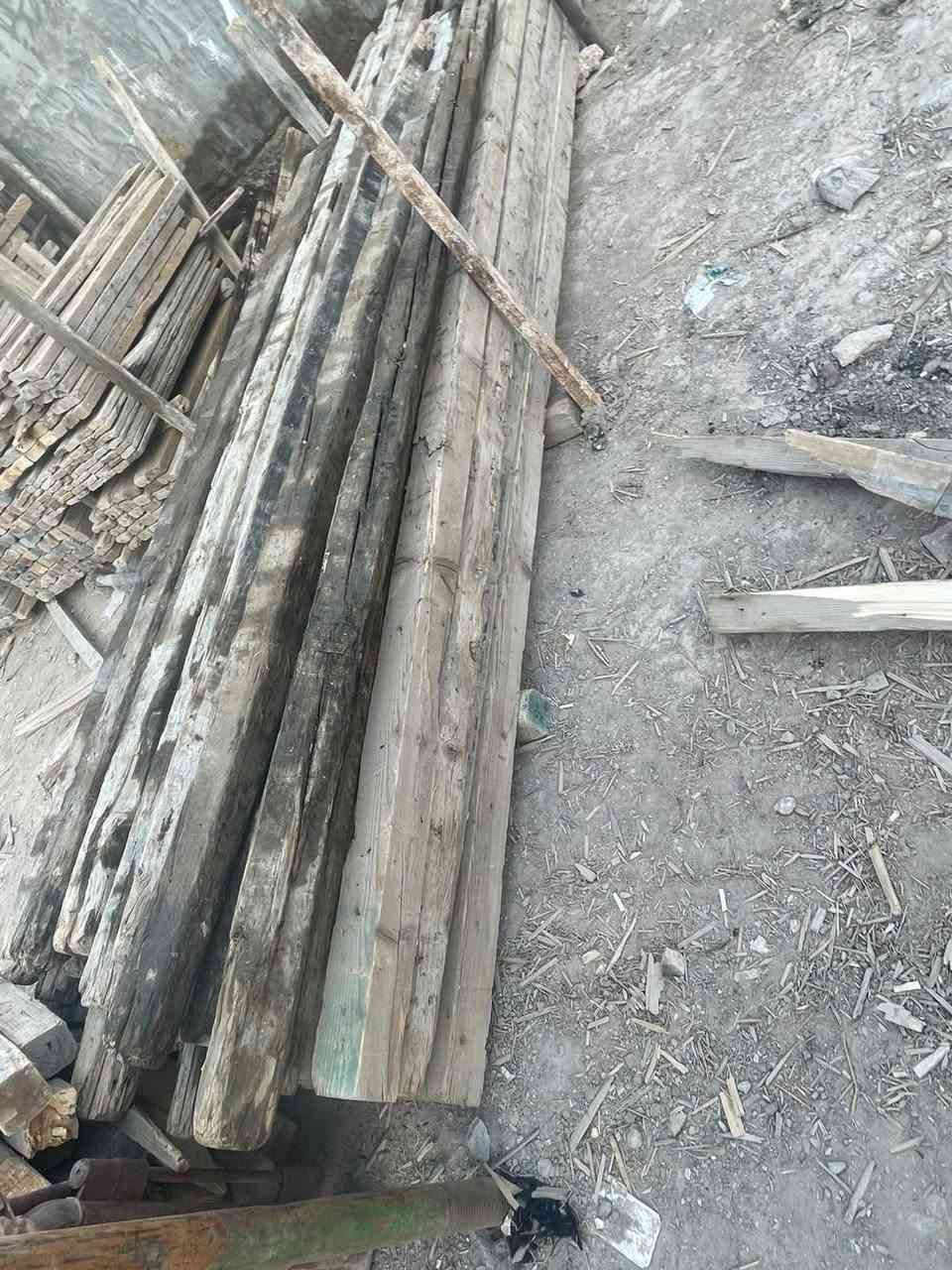 السلام عليكم سير 3*3و4*4و2*4 نضيف جميع  القياسات العنوان  بابل بسعر مناسب ***********

