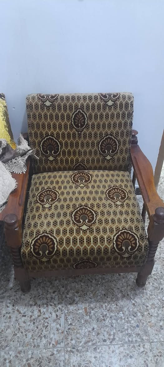للبيع
تخم قنفات عشر مقاعد نضيف ٢٥٠ الف بي مجال
طباخ ٤ عيون نضيف وشغال ١٠٠ الف بي مجال العنوان كميره قرب الجزيرة السياحة ***********
