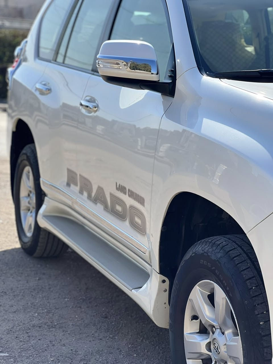 السلام عليكم
برادو 2014.رقم بغداد مكفوله ما عده الجاملغ صفحت الركب مبدل وكاله 
مكينه 4 سلندر 2700
3 قطع تبريد
تخم تاير جديد
موصفات 
حساس خلفي 
كمره 
ثلاجه 
مري شفط وي سويج
ماشيه 133
صدر جديد 
بيه سونار مرفق ويا الصور 
رقم الهاتف ***********
السعر 270 بيه مجال 
تحويل مباشر 
غير متواجد ع نت
