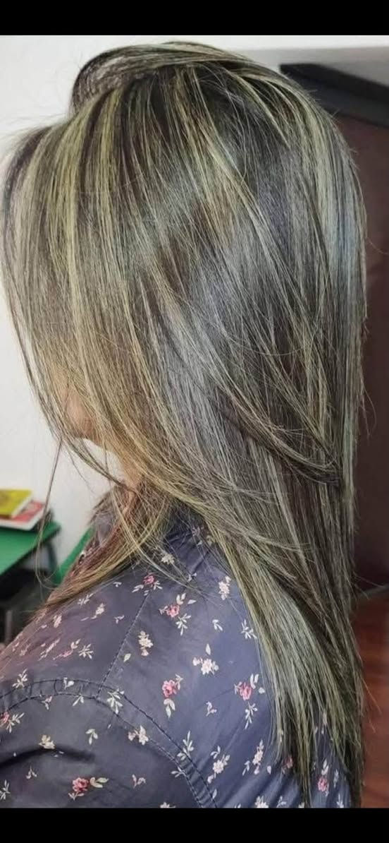 الجمال مو لازم يكون غالي ✨
إذا تريدين تطلعين بأحلى لوك وبأقل سعر، هاي فرصتج 
💇‍♀️ تسريح شعر — 29 ألف
🌷 حف وشمع وتنظيف بشرة — 5 آلاف 
🎨 صبغ شعر — 10 آلاف فقط
احجزي موعدج هسه وخلي التغيير يبين من أول نظرة العرض يشمل فقط جماعة الانستكرام والفيسبوك
الرقم:***********
العنوان : الدولعي مجاور ازياء الامير سنتر ضوء القمر

