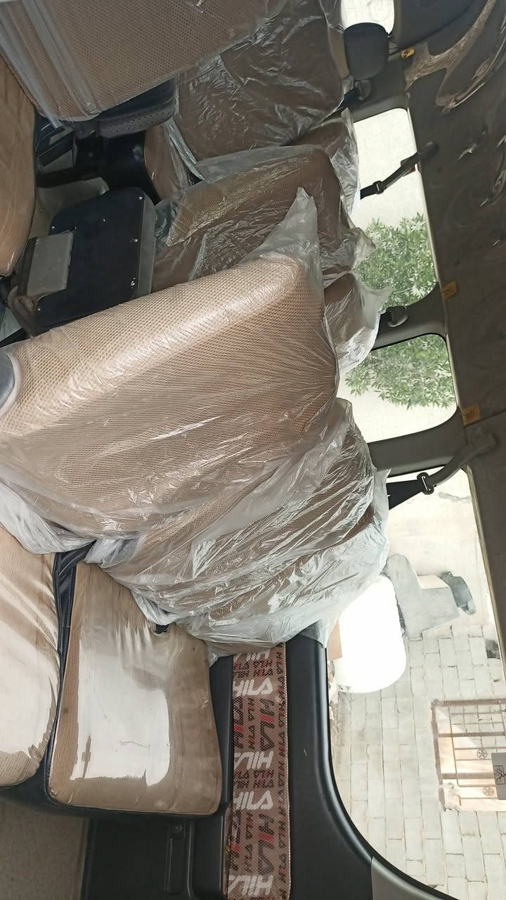 سلام عليكم هاسه البيع موديل 2017سياره خير من الله ستفسار نتصال على هذه راقم ***********
