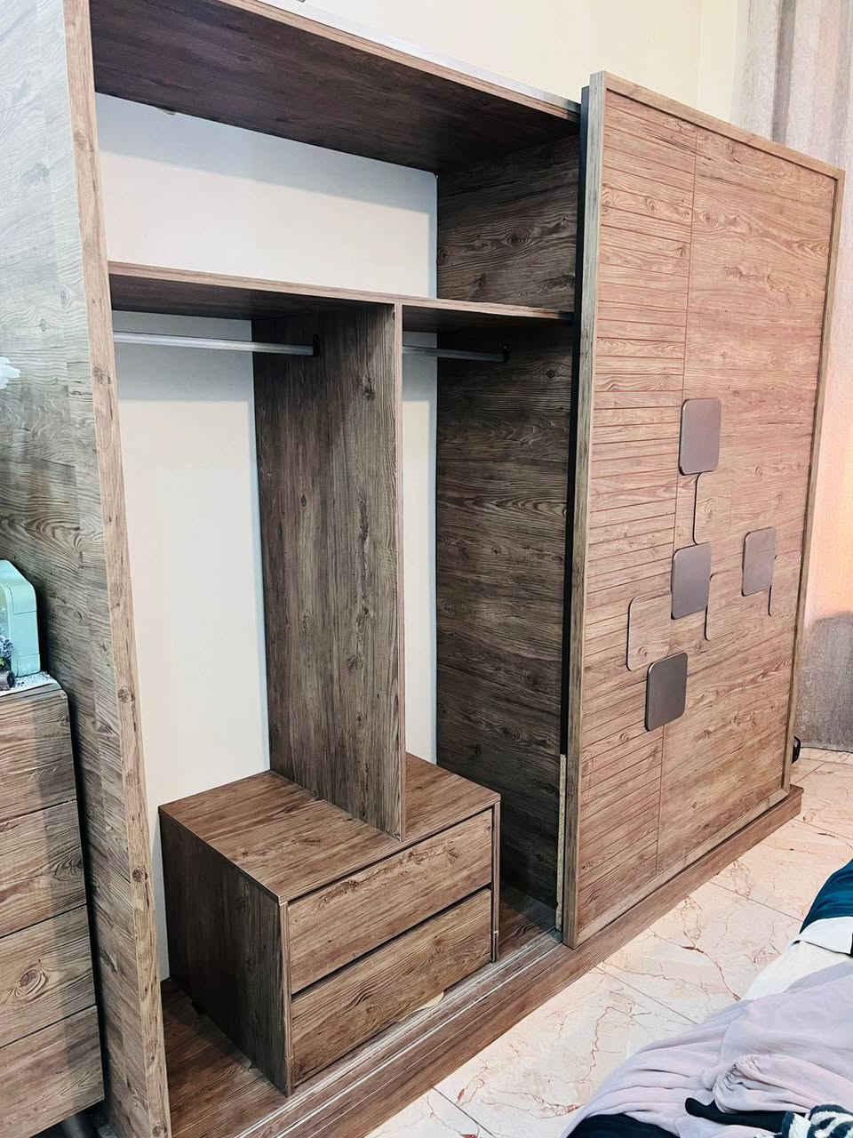 السلام عليكم
كنتور تركي نظيف وثكيل حيل للبيع اريده ب 130 عنواني بغداد الشعله


**إذا كنت صاحب هذا الإعلان وتريد حذفه لأي سبب، رجاءا أرسل رسالة إلى الدعم الفني**