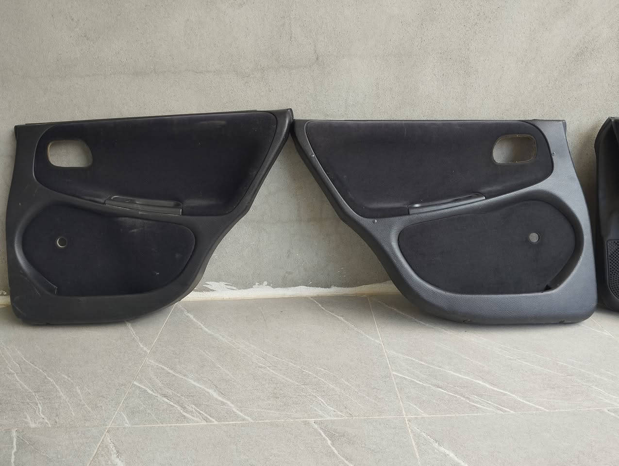 بەرگی دەرگای ئۆپڵ ئاسترا ***********
