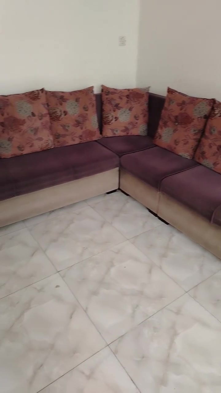 للبيع ديوان عشر مقاعد مابي ضرر سعره ١٦٠ مكان بغداد ابو غريب  وسرير مع الدوشك سعره ٤٠


**إذا كنت صاحب هذا الإعلان وتريد حذفه لأي سبب، رجاءا أرسل رسالة إلى الدعم الفني**