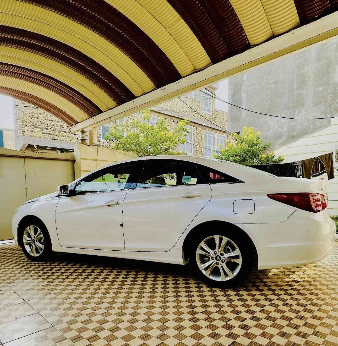 السلام عليكم
سوناتا 2011 خليجي رقم سليمانيه بأسمي 
بيه تبديل بابتين اصليه بدون صبغ الباقي كفاله 
محرك 2400 دوش 
السياره جاهزه من كلشي 
 (حداديه تخم تاير كير مكينه تبريد تدفئه )
السعر 117 وبيه مجال
مكان السياره بابل مركز المدينه
***********
