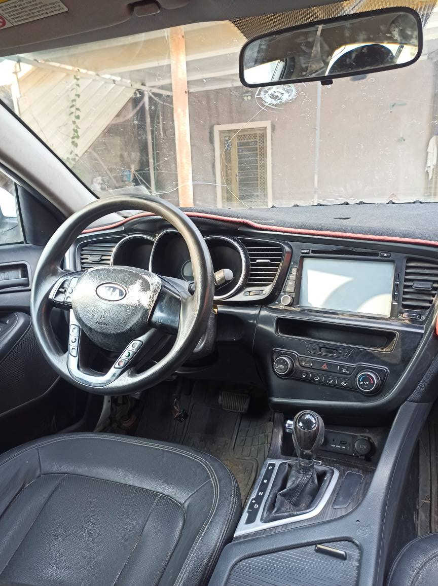 السلام عليكم للبيع كي فايف موديل 2011 وارد كوري رقم بصره شرط التحويل بيه عطل بل كنترول مال الكير الاستفسار على رقم *********** السعر88 وبيه مجال مكاني البصره البصرة, العراق
