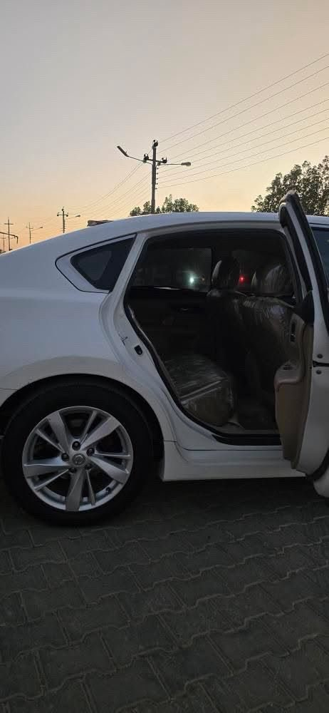 نيسان التيما 2015 
خليج
مابيهه مكفوله من دعاميه لل دعاميه 
رقم سنويه جديده 
ماشيه 160 الف  
كشنات   جلد شاشه كبيره  مواصفات SLعداًسلايت
عنوان ديالى خانقين السعر 142
***********
