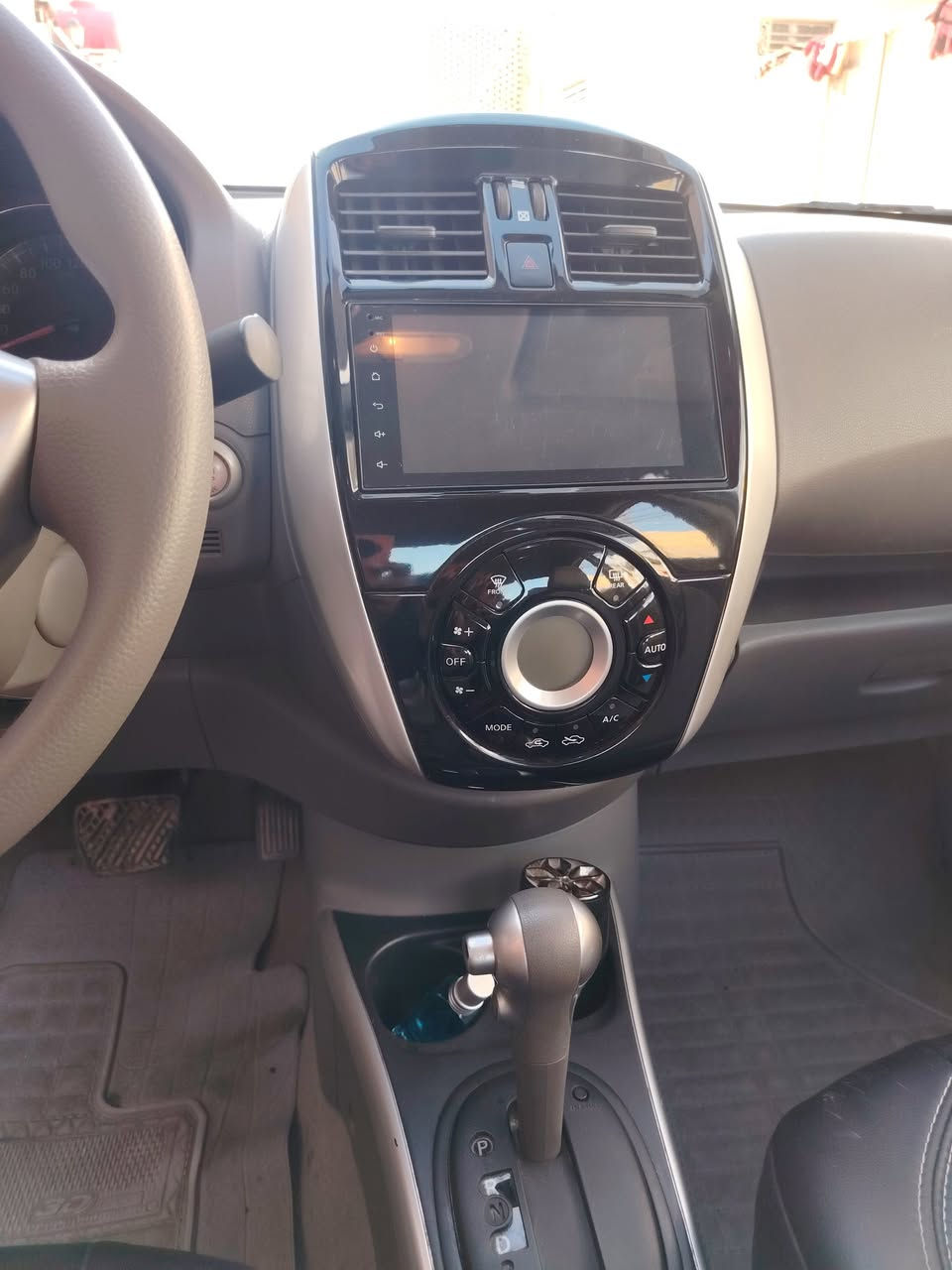 سلام عليكم نيسان صني البيع ومراوس ومراوس
موديل ٢٠٢٣
مكفوله ماشيه ٤٠
 الف
 فول مواصفات
 بصمه
 تحكم بالستيري
 شاشه كبير
يرباك
 ويل كب
 مري شفط
 كامره
 حساسات خلفيه
شاير بالمري
كيج حماوه 
سياره كفاله عامه عدد اربع اصابع بالشاملغ الخلفي
رقم اربيل 
سياره مكان نجف 
اي استفسار هذا الرقم ***********
