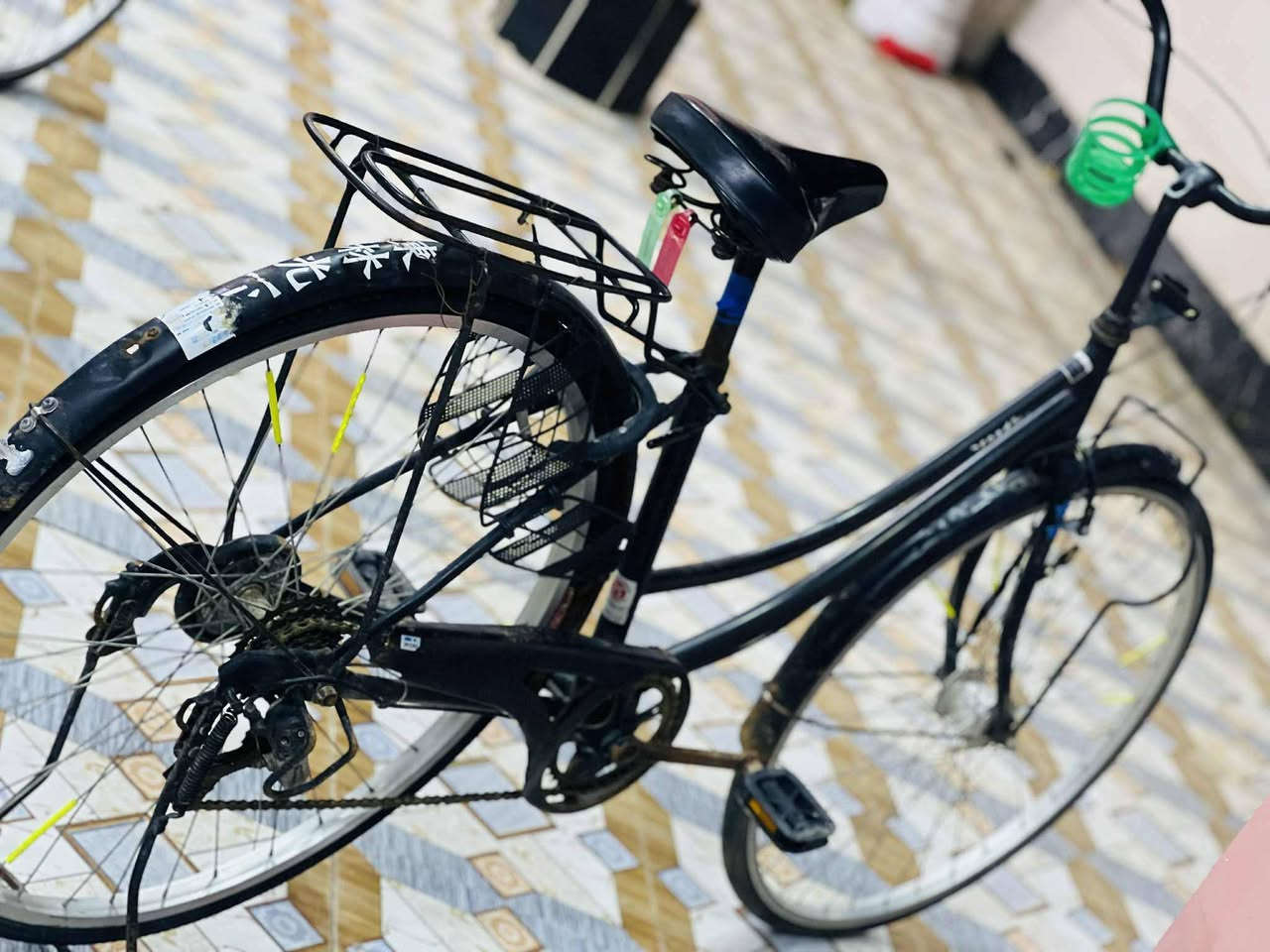 سلام عليكم
بيسكلات للبيع 
البيض حجم 27 
والأسود 27 
الاستفسار خاص ***********
