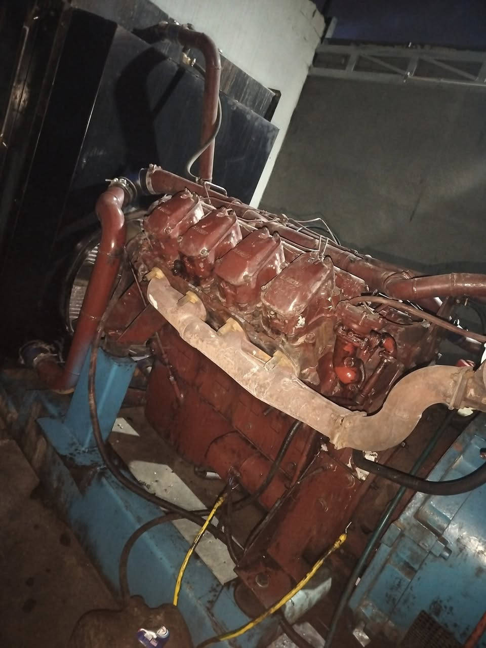 سلام عليكم اخوان مولد فيات افيكو400 كيفي 8 في مولد جديد مكفول من صرف وتبخير  العنوان بسمايه سلمان باك ***********
