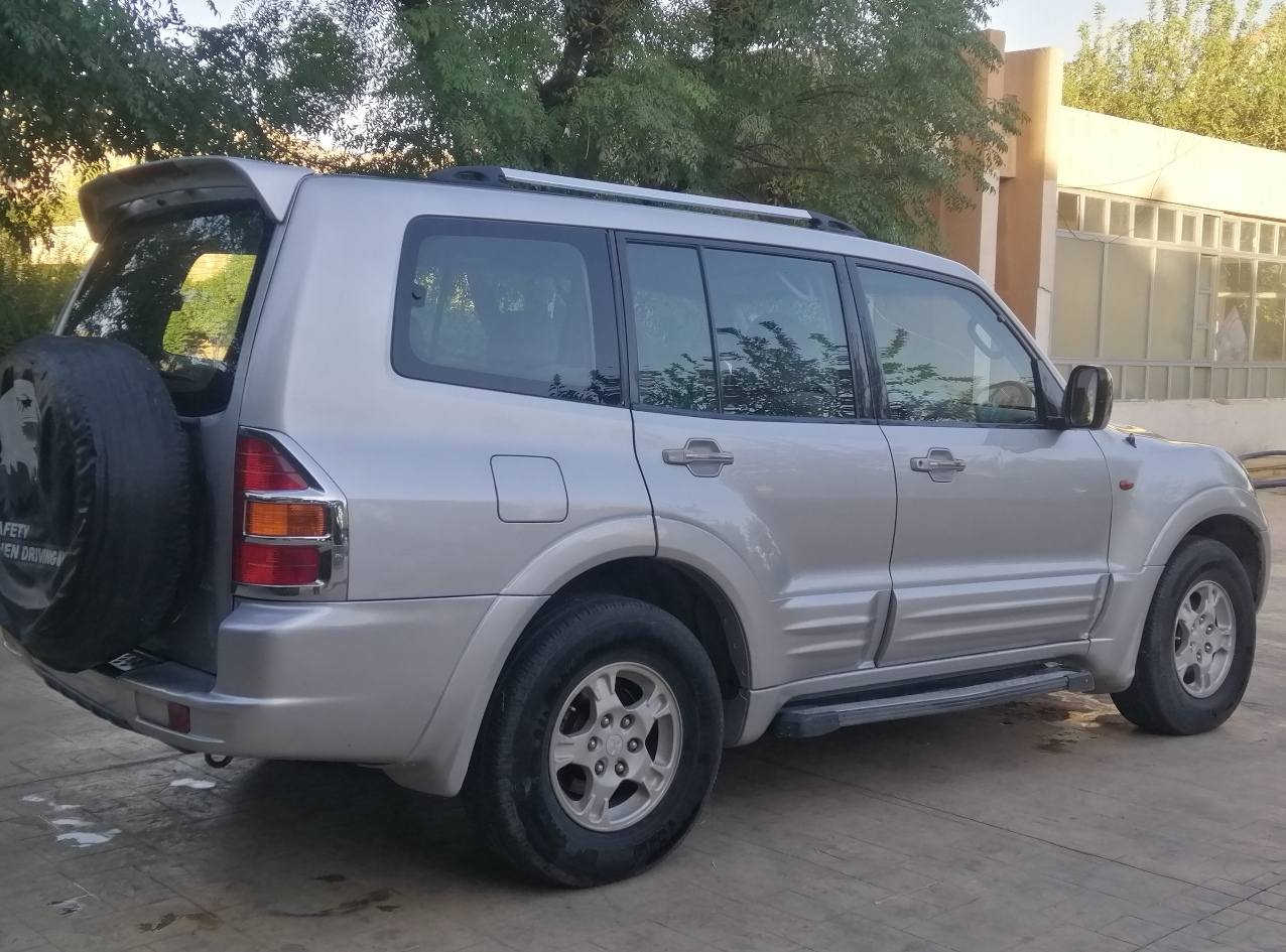 پاجیڕۆ 2002
ئاڕم پلاستیک هەولێر
گێڕ و مەکینە و ئەکسل و کارەباییات بەشەرت
2 پارچە سبوغ بێ ناو گرتن
سەیارەکە مەزبووت و بێ کێشەیە
8 ساڵە لای خۆمە
شوێن ڕانیە
*********** رانية, السليمانية
