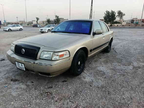 سلام عليكم كراند ماركيز موديل 1999 محدثه 2011 جاهزه كير محرك تخم تاير تبريد سنتر لك جاهزه سياره نقص دبلات خلفيه فقط 
رقم دياله انكليزي مشروع وطني سعر 65 
بيها مجال قليل مكان واسط العزيزيه  *********** رقم ه
