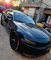 جارجر 2016 5700  رقم بغداد. سنويه ٢٨  مداور ثاني يوم  فول مواصفات  الا...